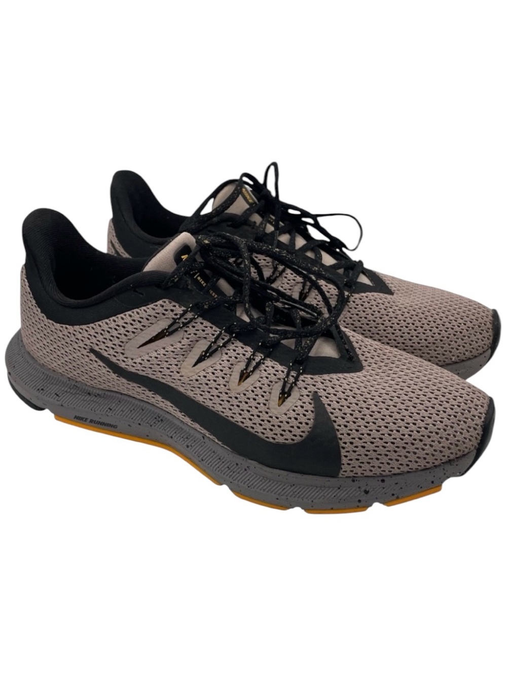 Nike Quest 2 SE running athletic comfy sneakers women’s Size 7
